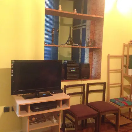 Apartment Sweet Harmony *